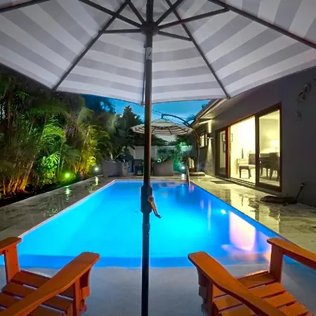 Relax In Luxury - 3 Bed, 2 Bath Oasis With Pool Villa